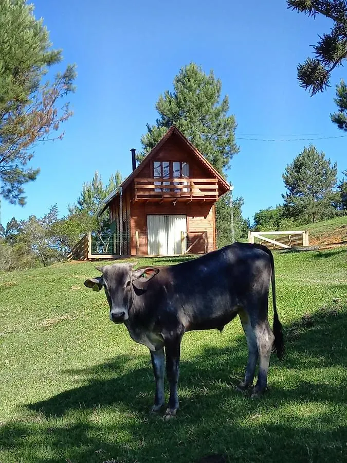 Отель Chale Com Banheira De Hidromassagem E Lareira Bateias de Baixo Кемпинг